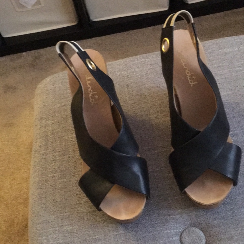 By Splendid Black Wedges- EUC